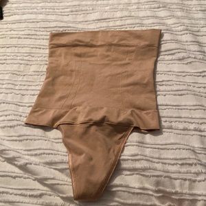 Waist shaping thong